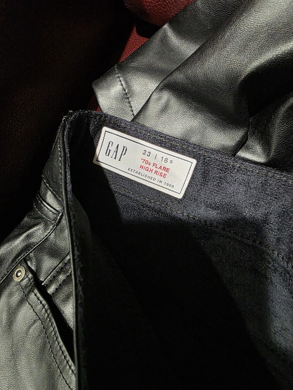 GAP Womans Black 70s Flare High-Rise Jeans